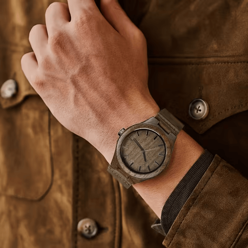 ⌚🌳 Stylish Men’s Walnut Wooden Watch – Quartz Movement with Genuine Leather Strap | Classic Vintage Wristwatch Gift for Men 🎁