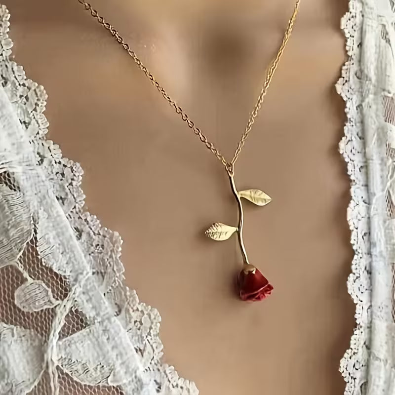 🌹 Women’s Minimalist Rose Necklace – Elegant Red Floral Pendant | Perfect Valentine’s Day Gift 💖